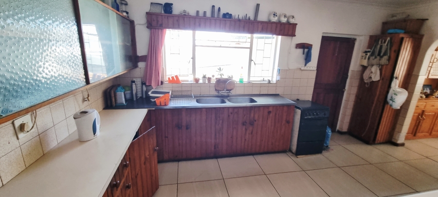 6 Bedroom Property for Sale in Saxilby Eastern Cape